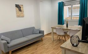 Central & Renovated 3-Bedroom Flat